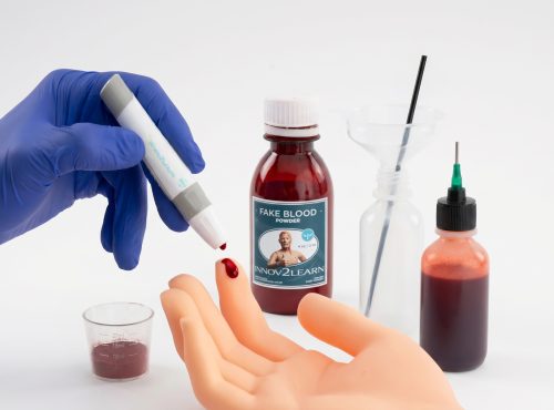 Kit de Simulation Autopiqueur Innov2Learn sans aiguille pour simulation médicale avec sang artificiel réaliste et lavable